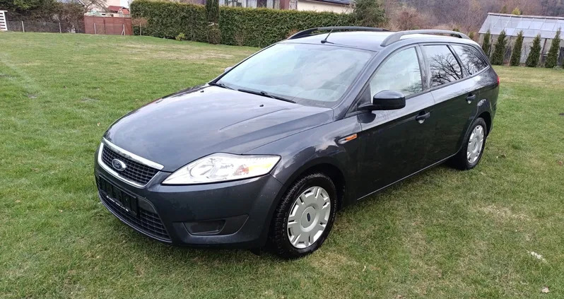 ford pomorskie Ford Mondeo cena 9300 przebieg: 339220, rok produkcji 2010 z Rumia